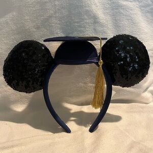 Graduation Cap Mickey Mouse Ears! Disney ears headband, black sequin ears